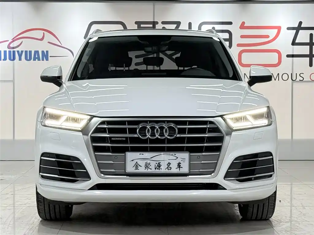 Audi Q5L 2019 — фото 2