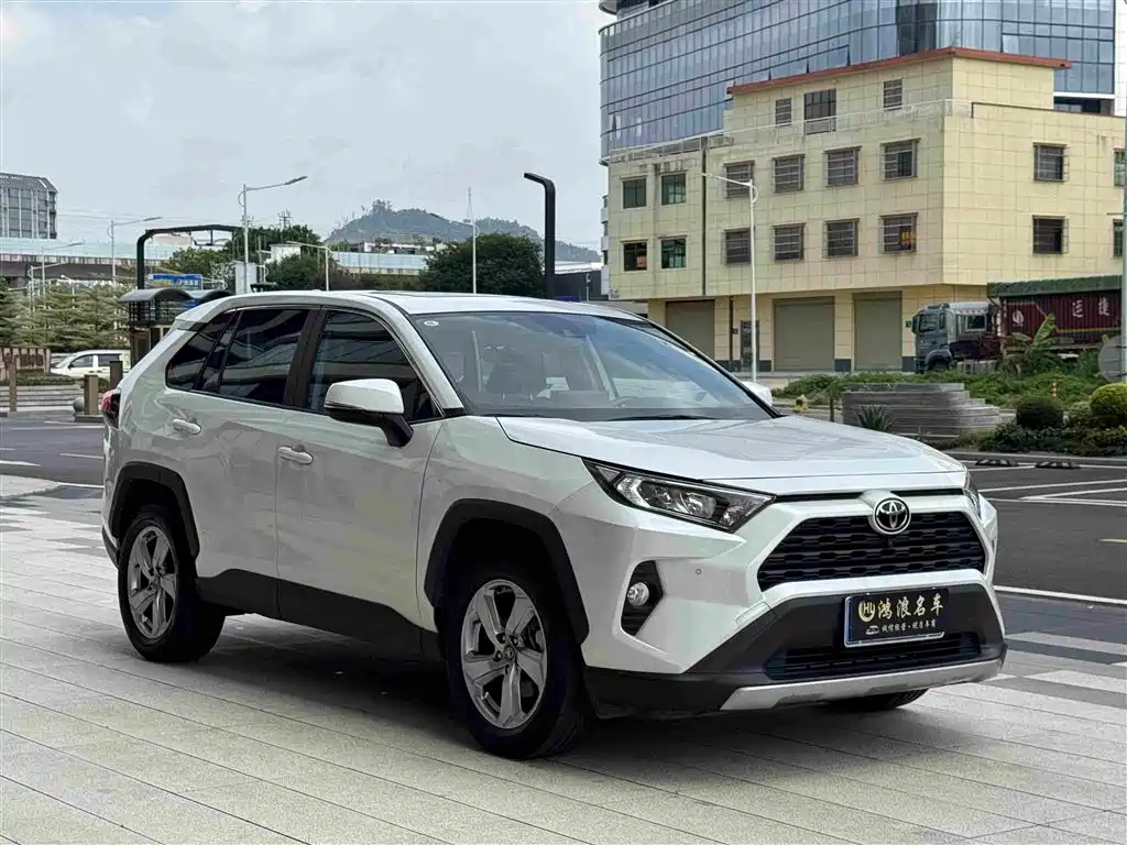Toyota RAV4 2022