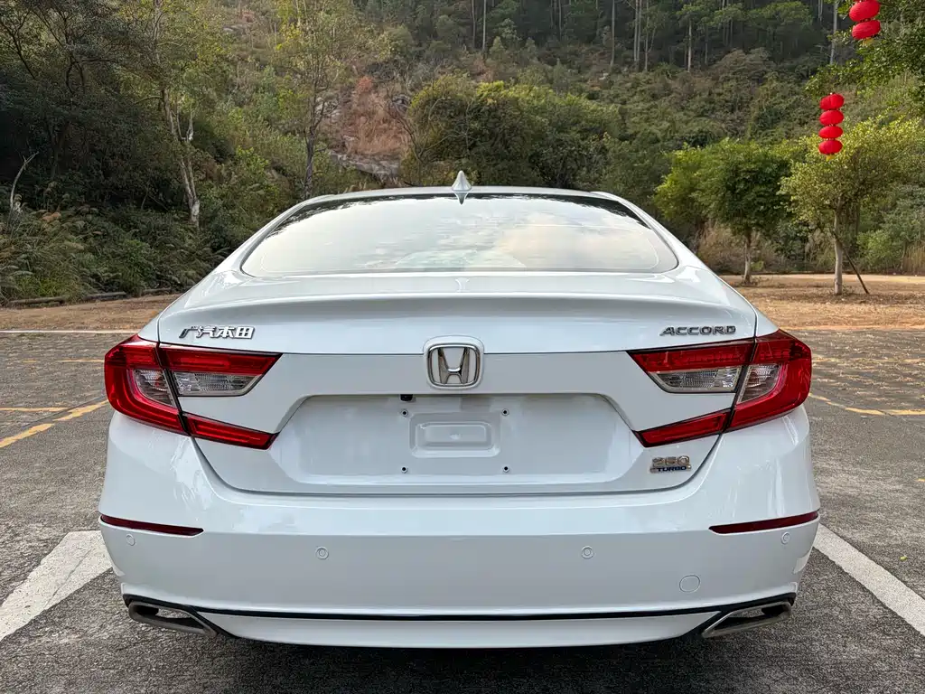 Honda Accord 2021 — фото 11