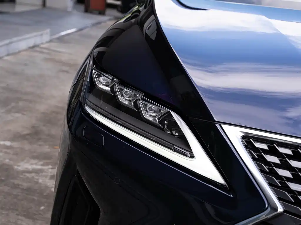 Lexus RX 2022