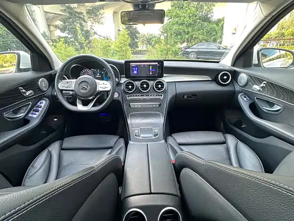 Mercedes-Benz C-Class 2020