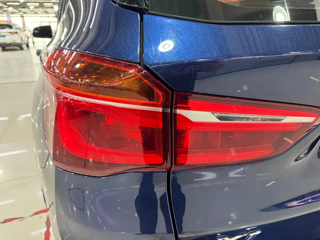 BMW X1 2018 — фото 23