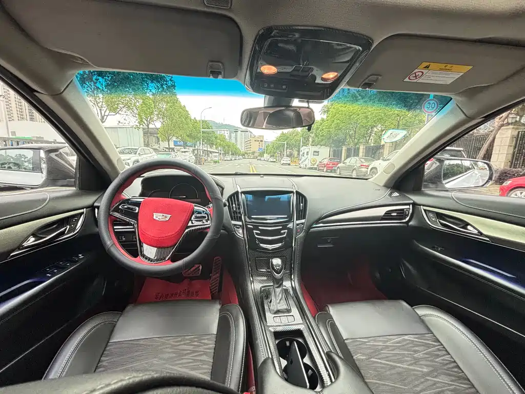 Cadillac ATS-L 2018 — фото 13