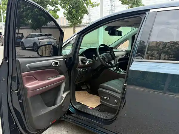 GAC Trumpchi M6 2022