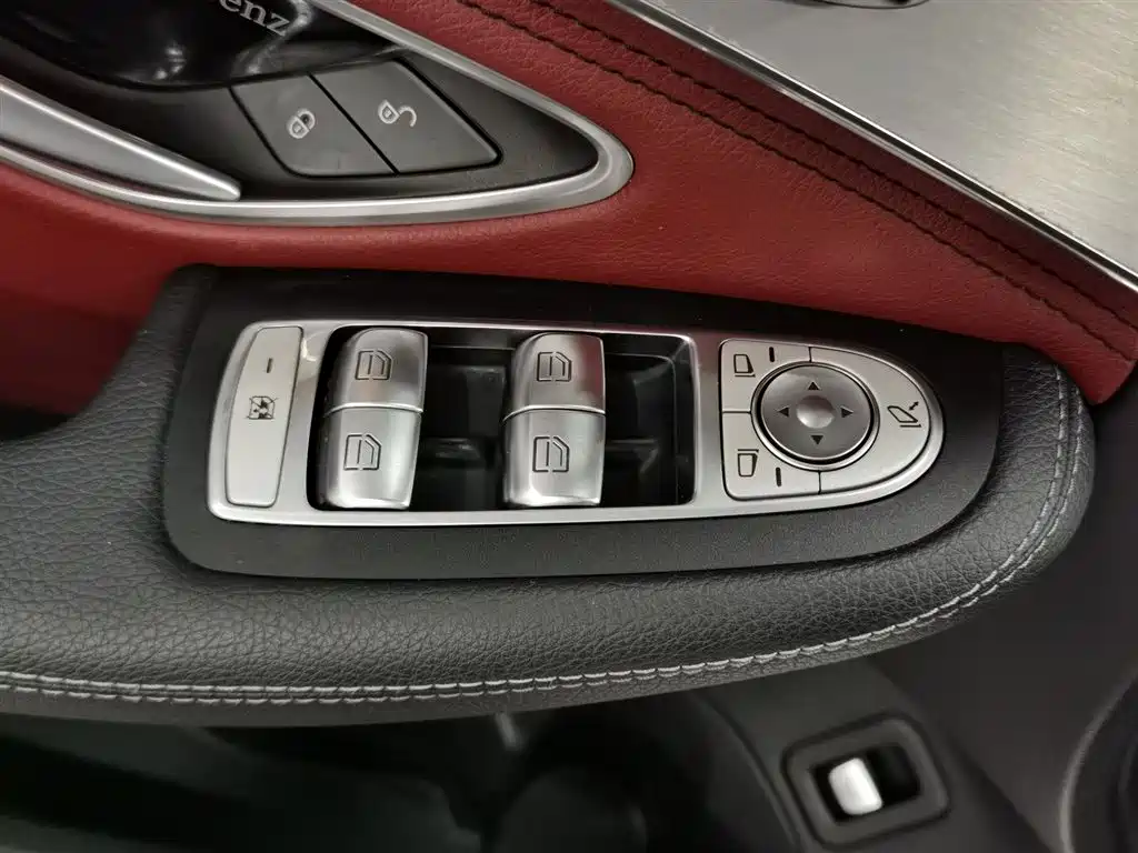 Mercedes-Benz C-Class 2019 — фото 9