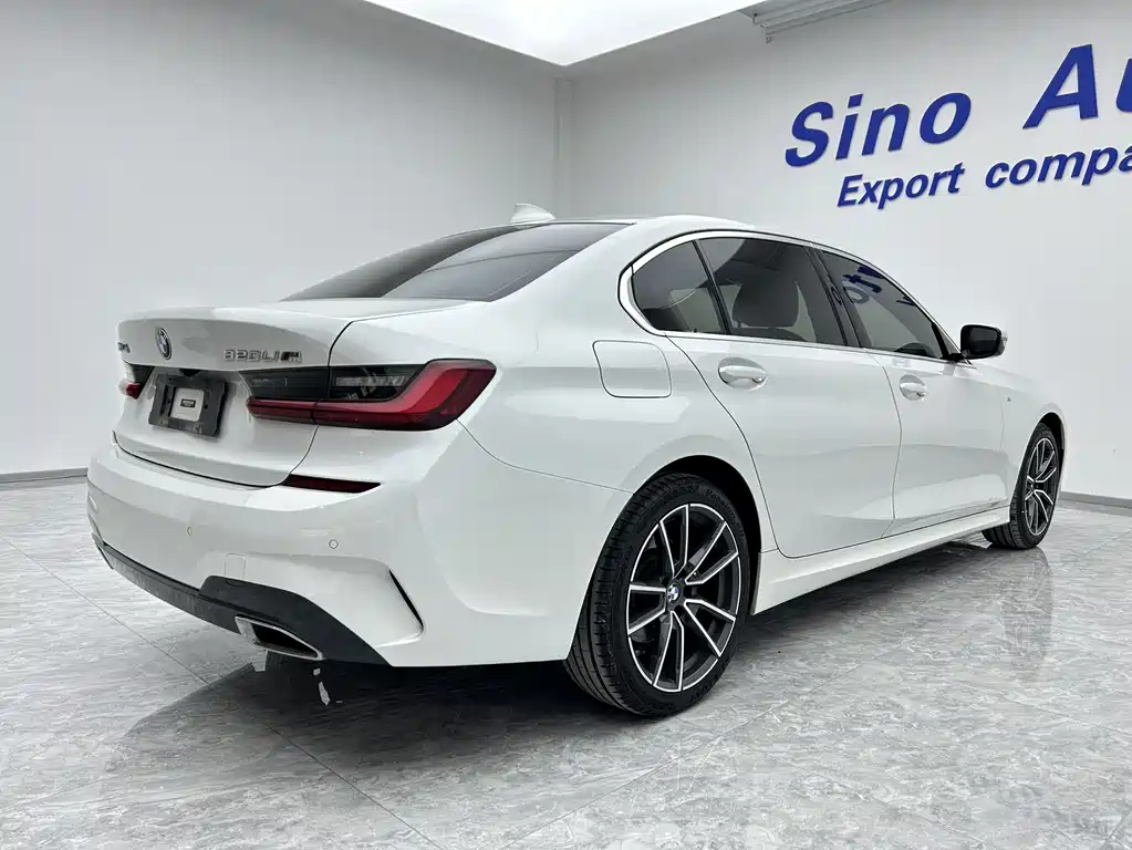 BMW 3 Series 2022