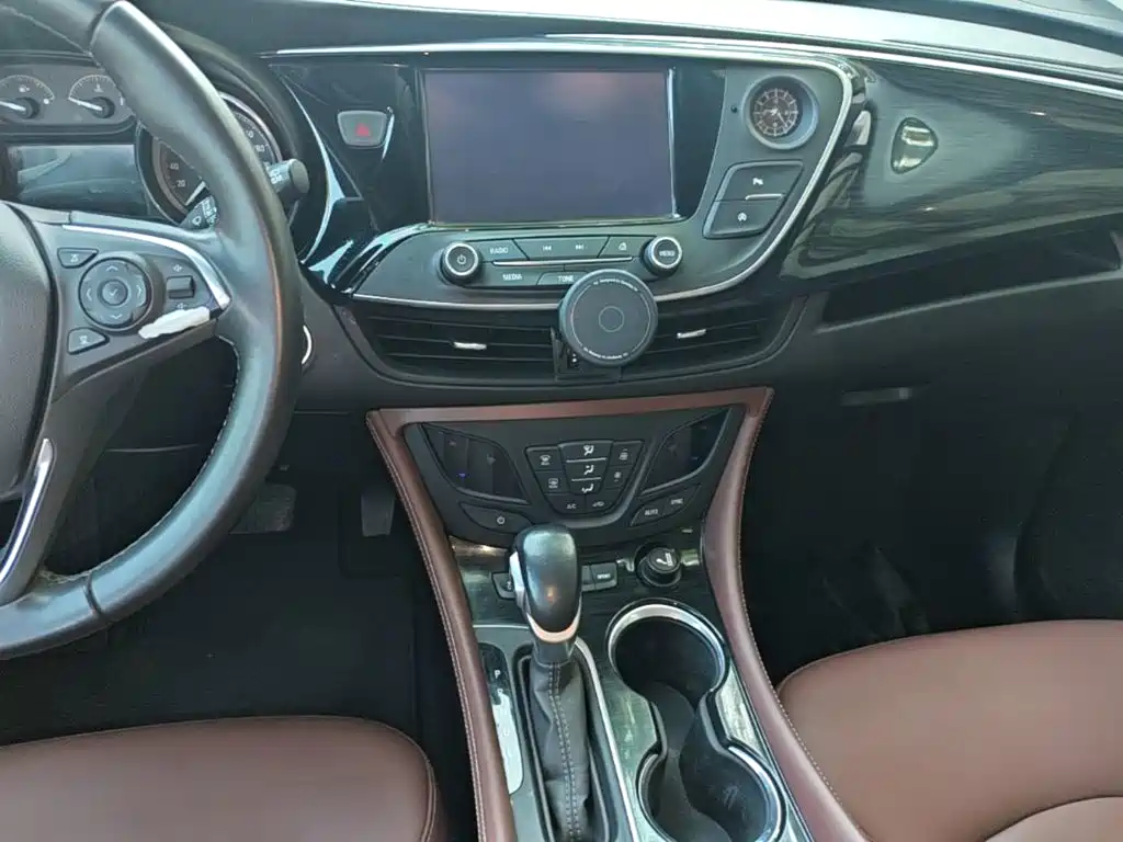 Buick Envision Plus 2019 — фото 13
