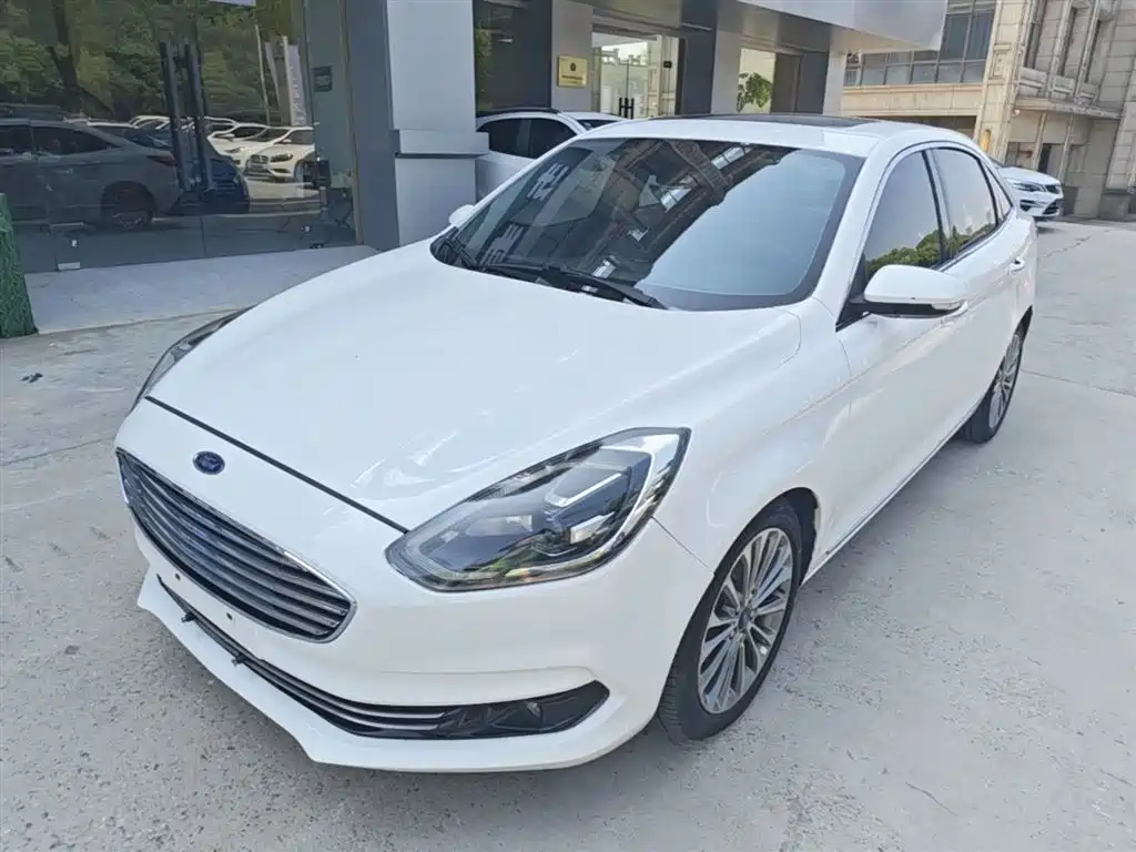 Ford Escort 2018