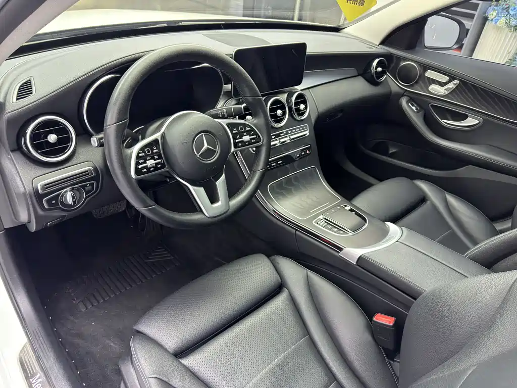 Mercedes-Benz C-Class 2021 — фото 12