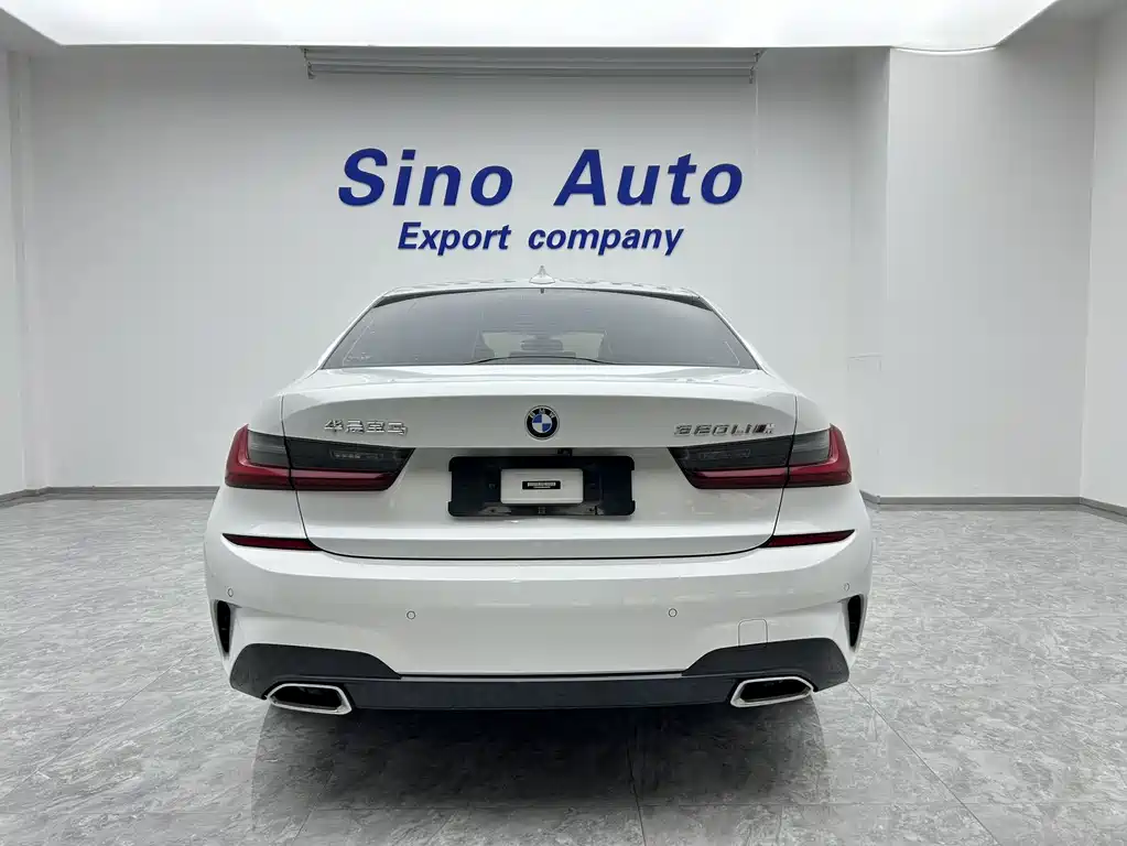 BMW 3 Series 2022