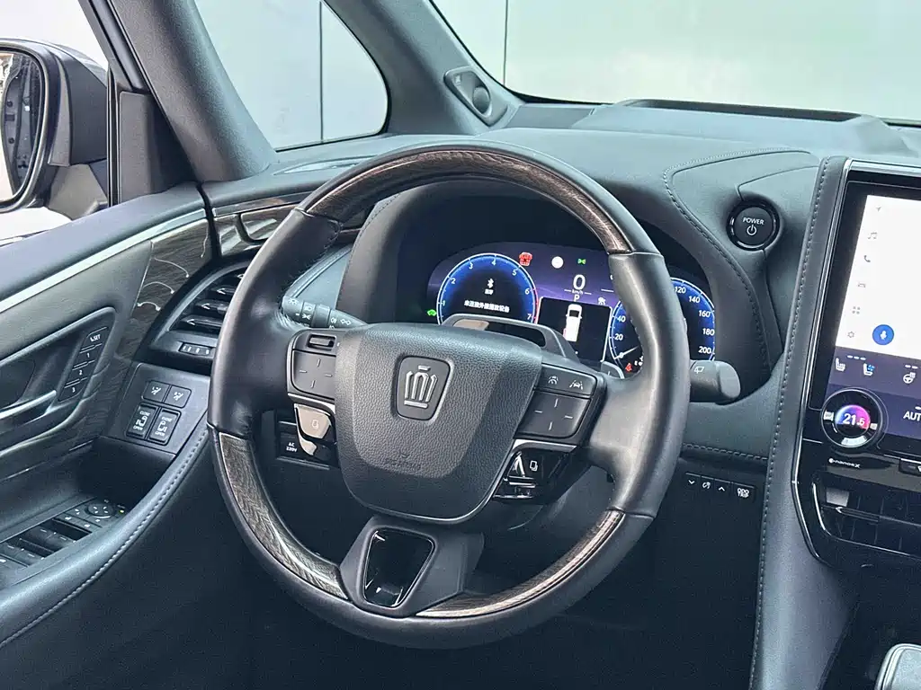 Toyota Vellfire 2024 — фото 8
