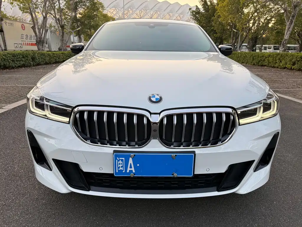 BMW 6 Series GT 2022 — фото 2