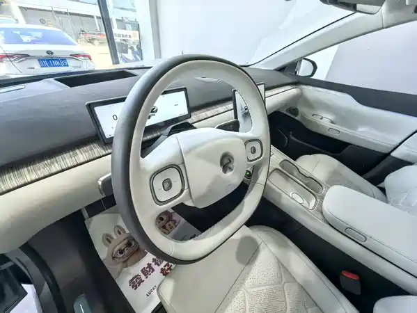 NIO ET7 2024