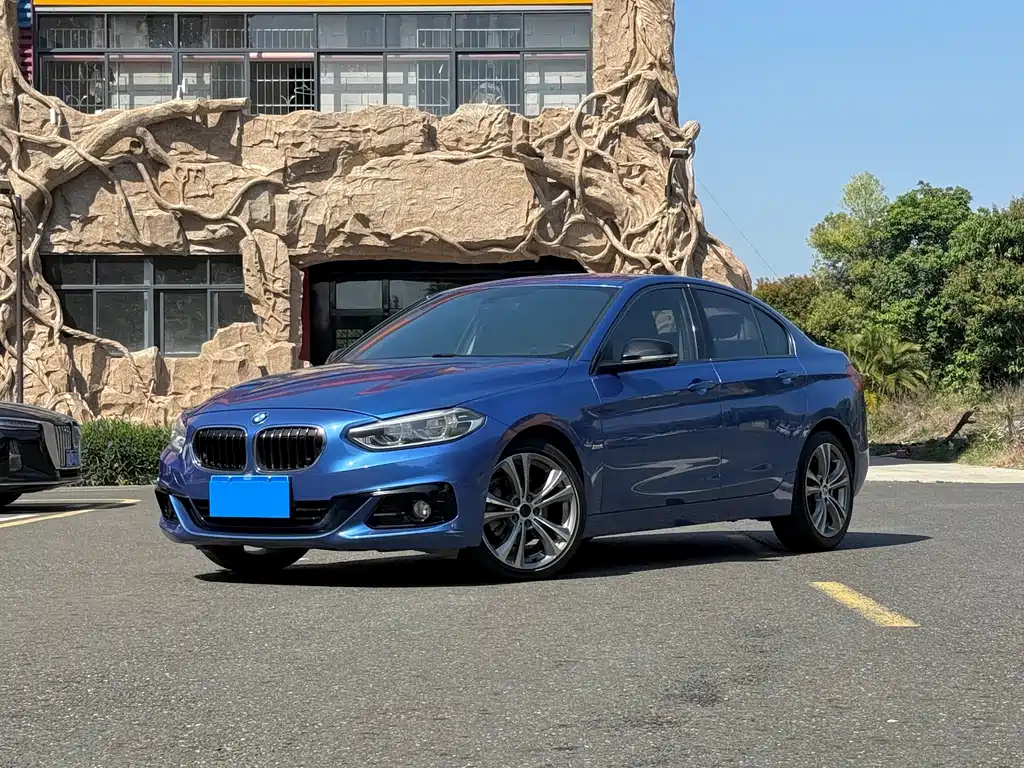 BMW 1 Series 2017 — фото 1
