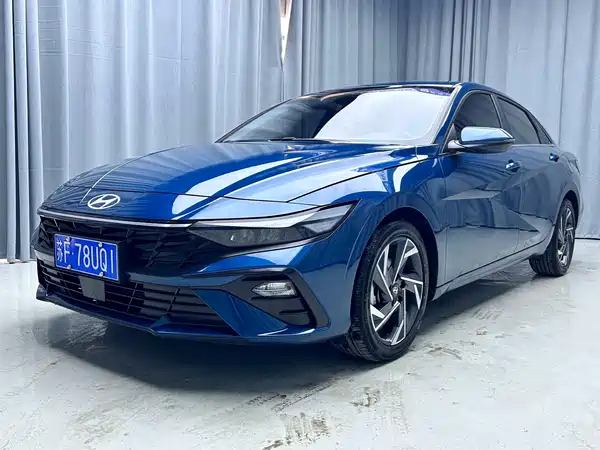 Hyundai Elantra 2023