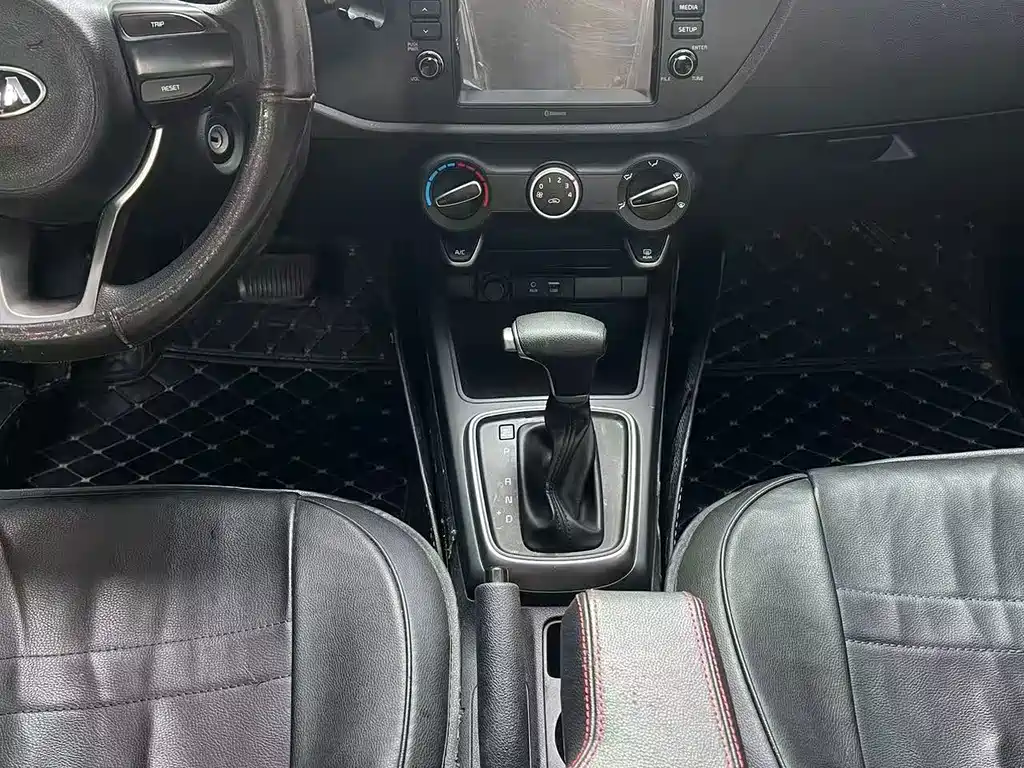 Kia K2 2017