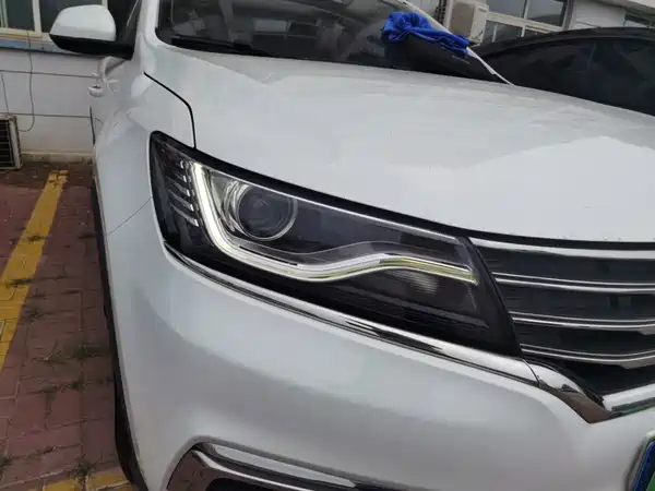 Roewe RX5 2017