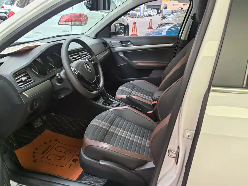 Volkswagen Lavida 2022