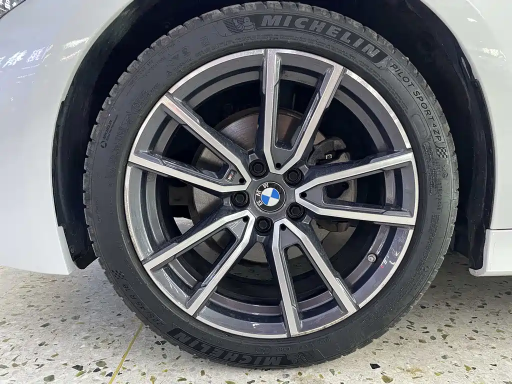 BMW 3 Series 2023