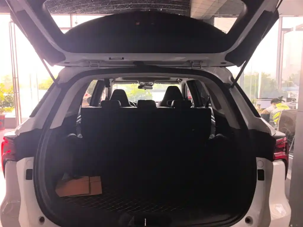 Changan CS75 PLUS 2023 — фото 19