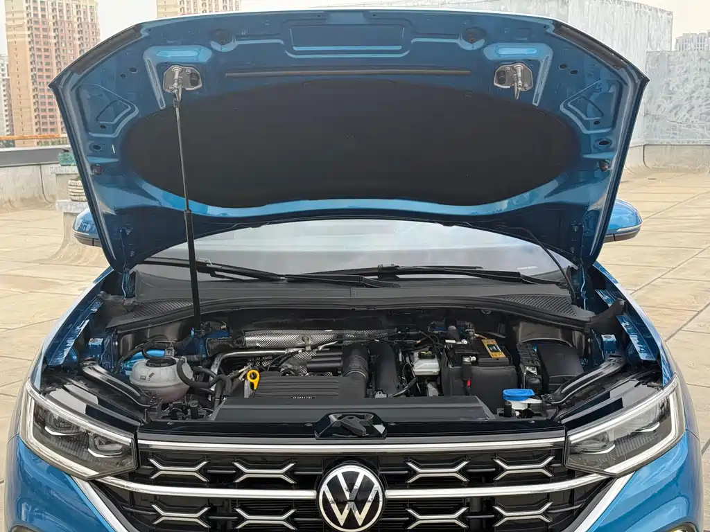 Volkswagen GTE PHEV 2022 — фото 13