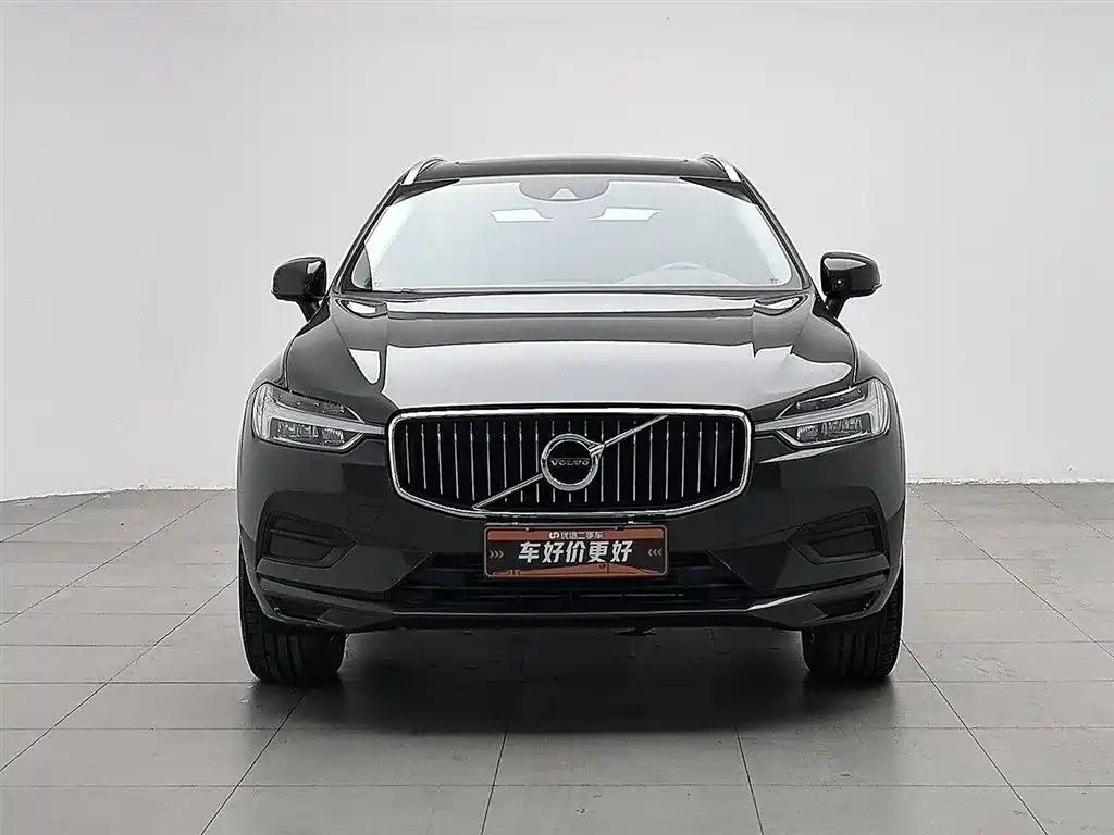 Volvo XC60 2019 — фото 3