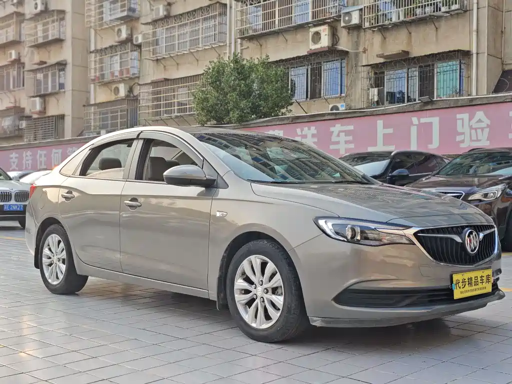 Buick Excelle 2018 — фото 2