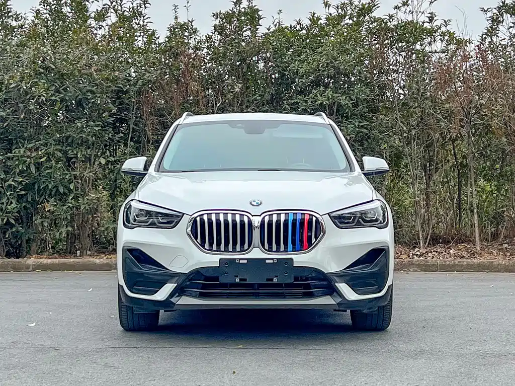 BMW X1 2021 — фото 2