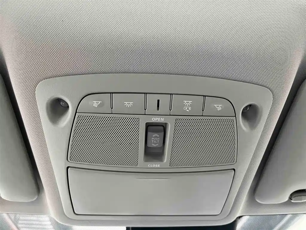 Nissan X-Trail 2025 — фото 15