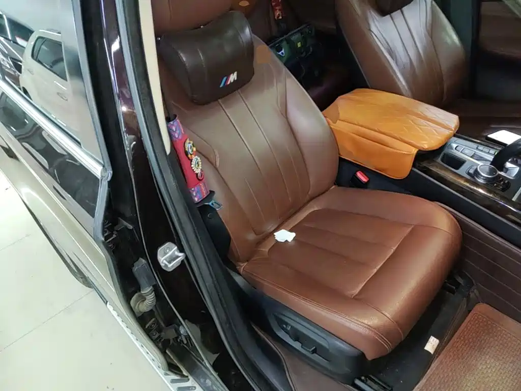 BMW X5 2015 — фото 25