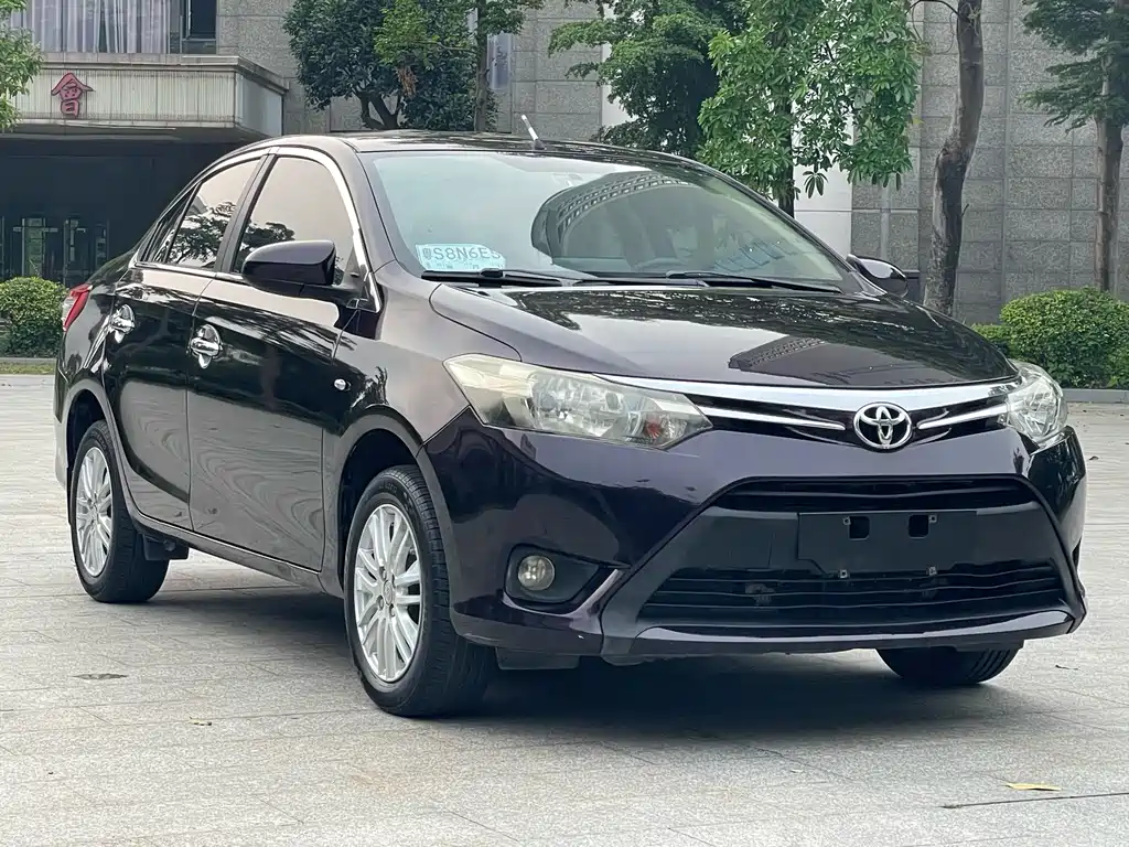Toyota Vios 2014 — фото 3