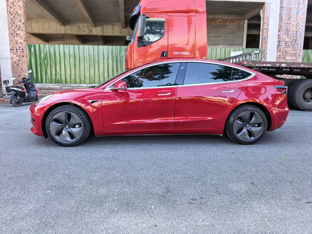 Tesla Model 3 2021 — фото 5