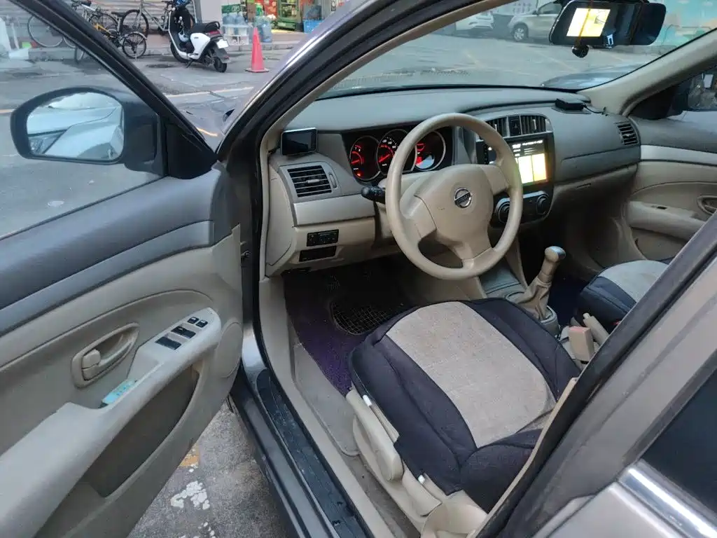 Nissan Sylphy 2014 — фото 17