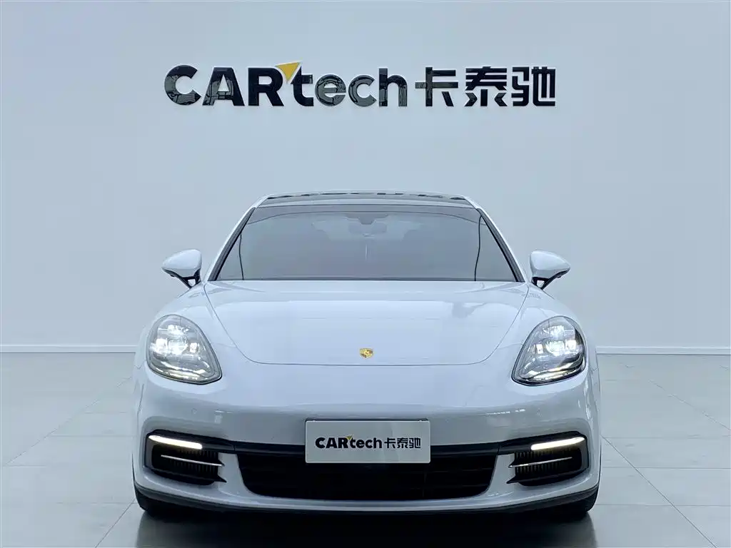 Porsche Panamera 2019 — фото 2