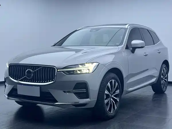 Volvo XC60 2022