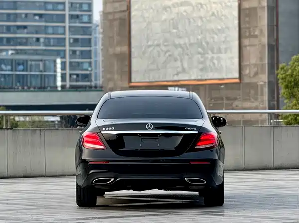 Mercedes-Benz E-Class 2017