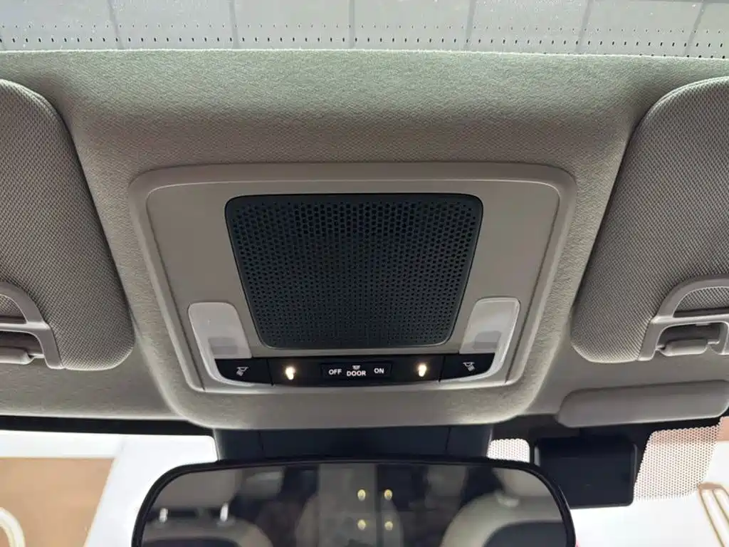 Honda Vezel 2023 — фото 15