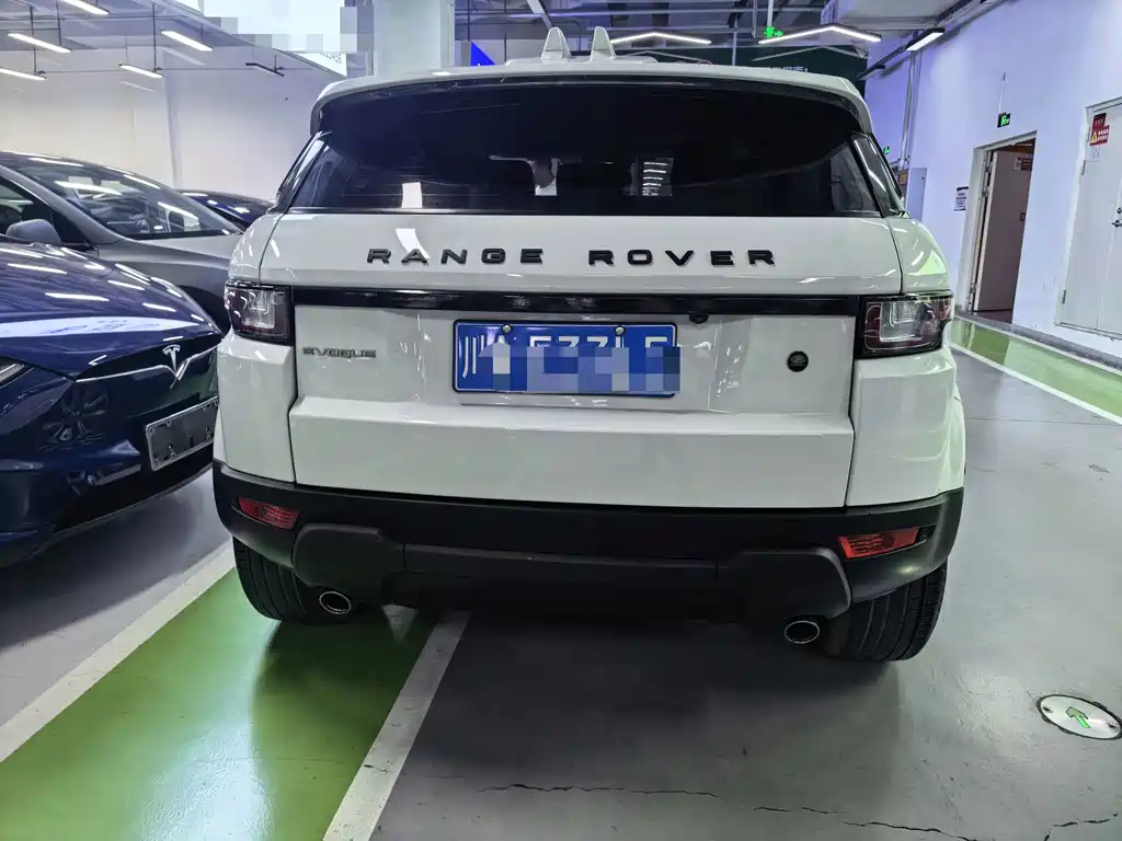 Land Rover Range Rover Evoque 2018 — фото 11