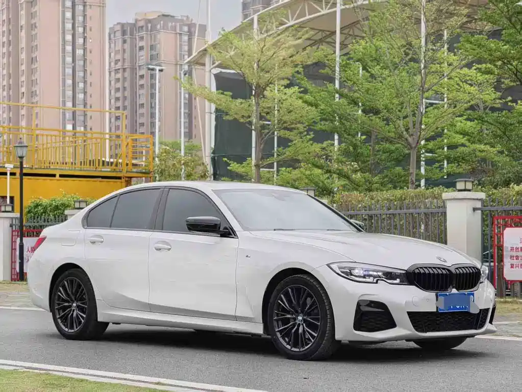 BMW 3 Series 2020