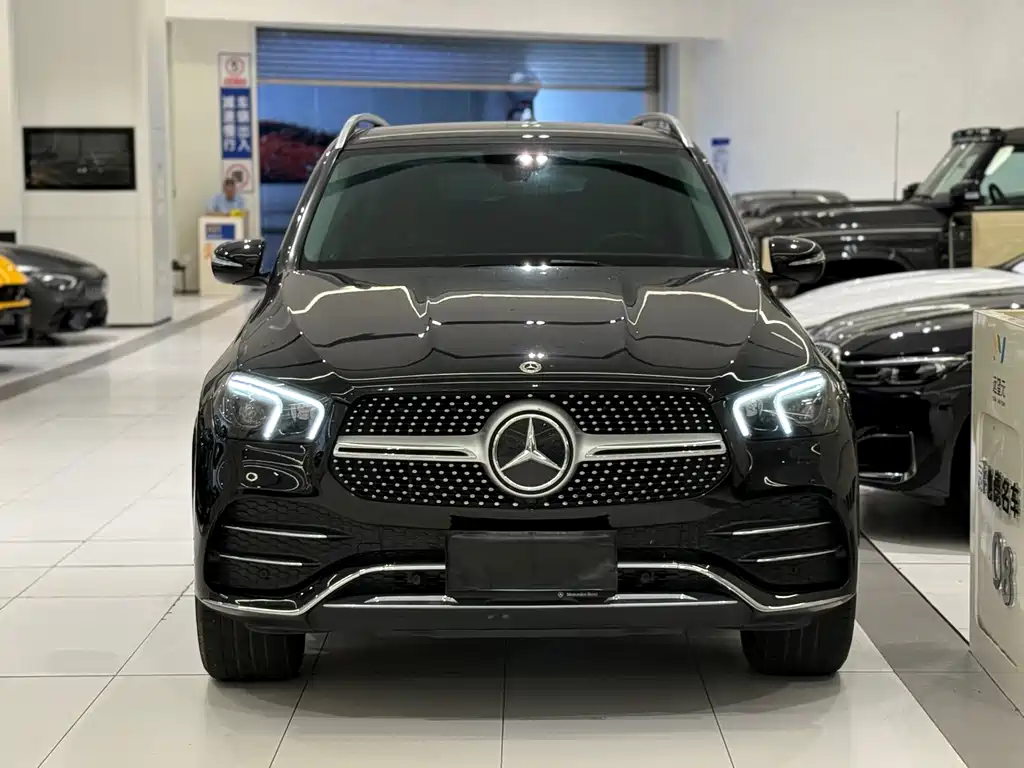 Mercedes-Benz GLE 2023 — фото 1