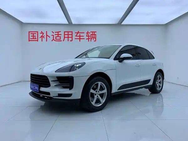 Porsche Macan 2021