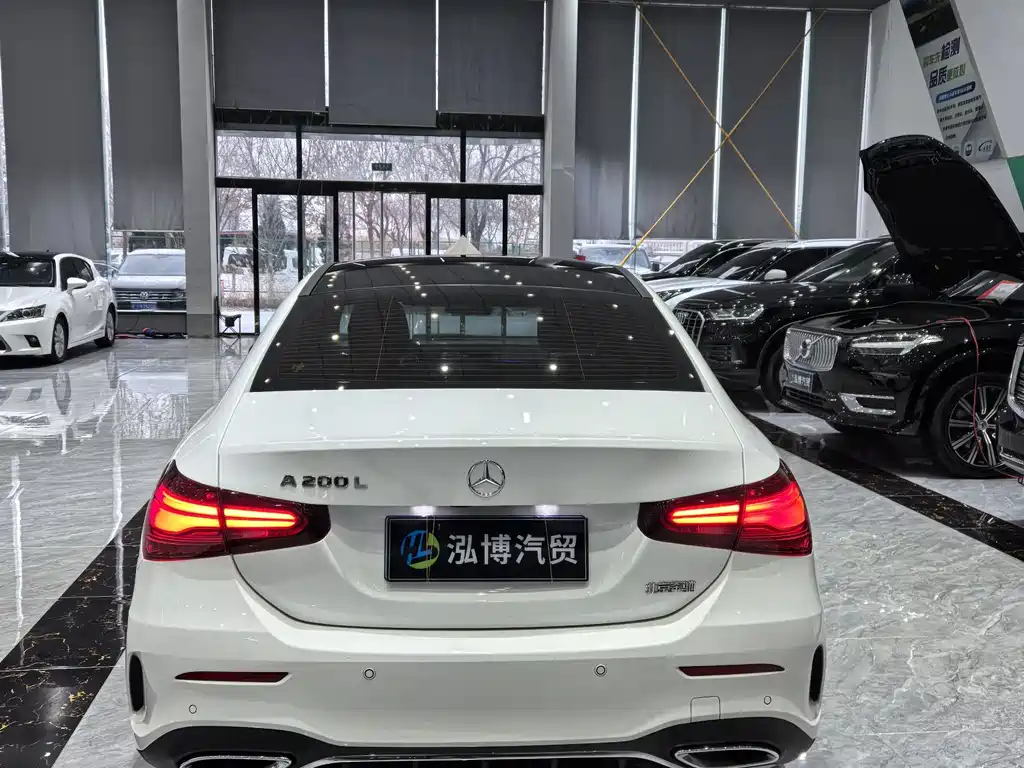 Mercedes-Benz A-Class 2024 — фото 17