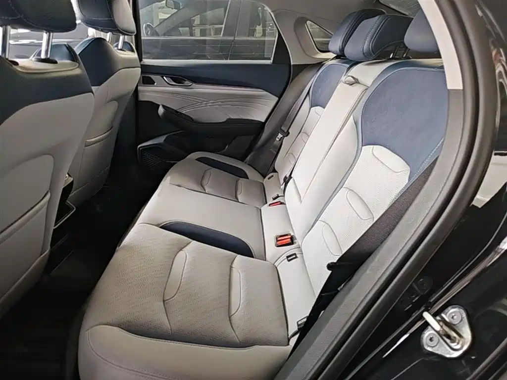 Geely Xingrui 2022 — фото 17