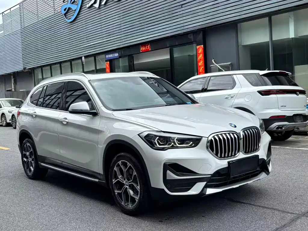 BMW X1 2022 — фото 4