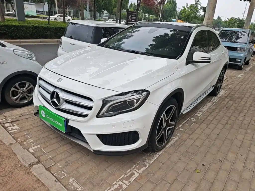 Mercedes-Benz GLA 2016
