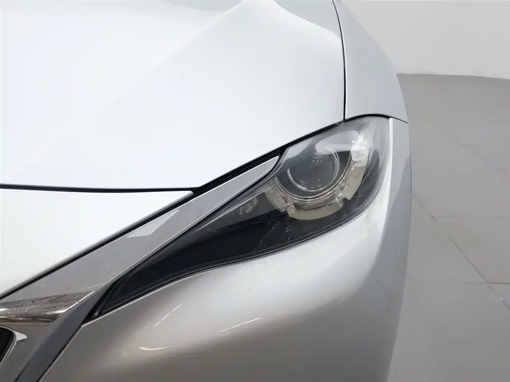 Mazda CX-4 2018 — фото 7