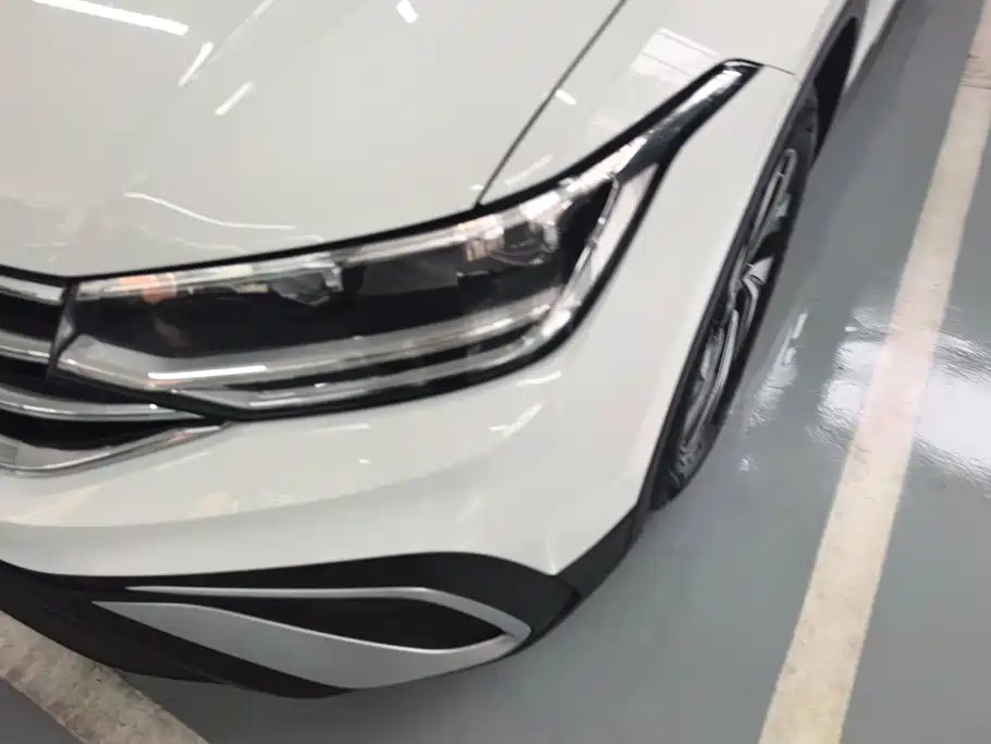 Volkswagen Tiguan L 2022