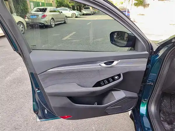 Geely Xingrui 2024