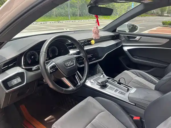 Audi A6L 2021