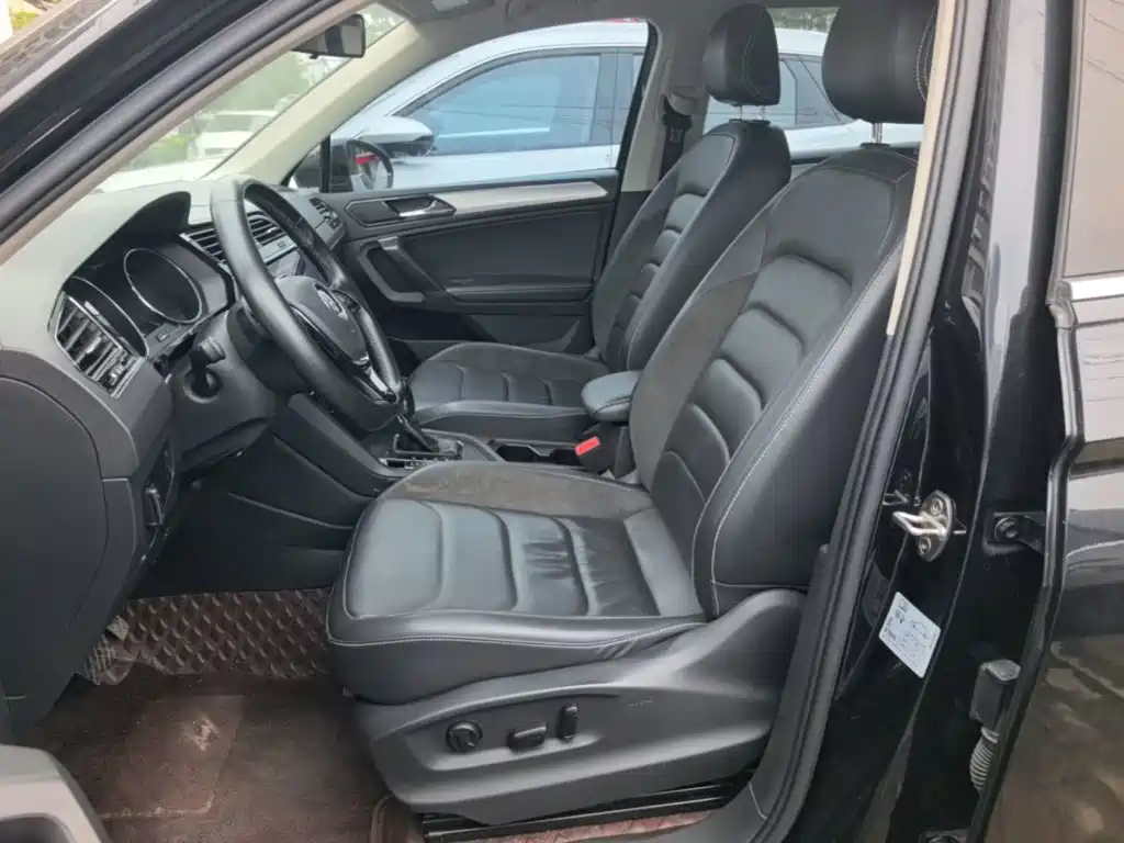 Volkswagen Tiguan L 2020 — фото 15